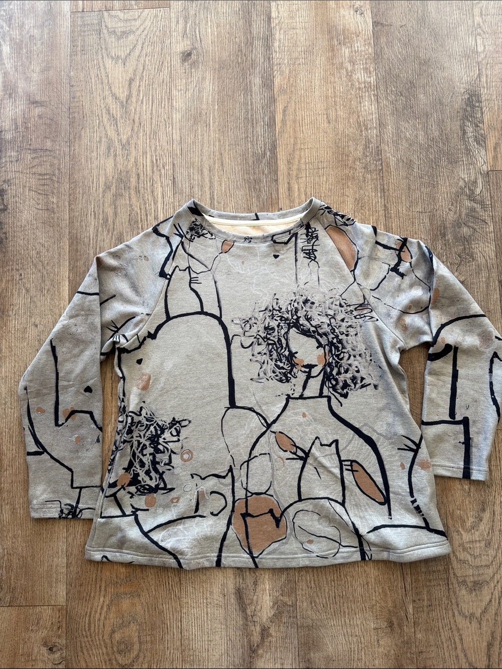 Abstract Print Beige Sweatshirt with Black Graphic